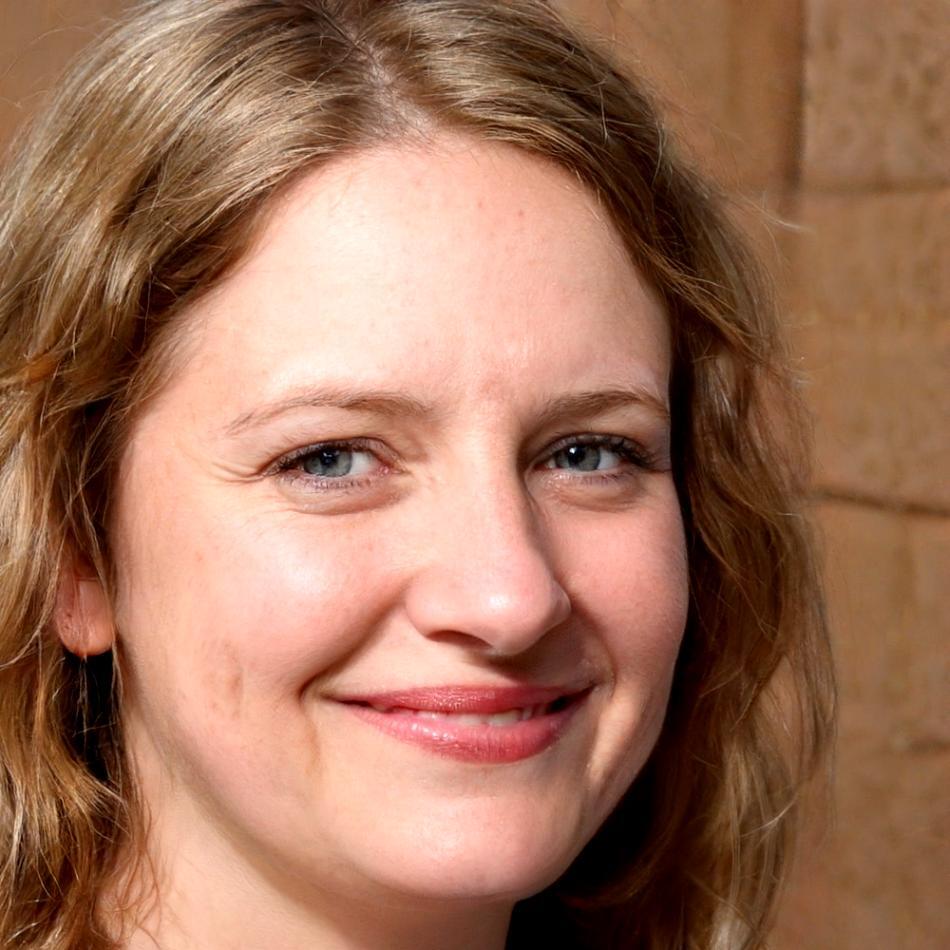 Portrait professionnel d'Élise Moreau